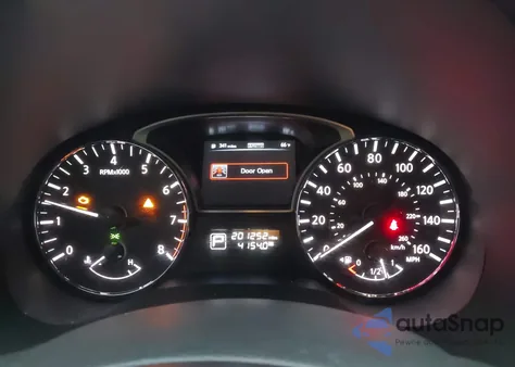 2014 Nissan Pathfinder Sv z USA, uszkodzony, nr VIN 5N1AR2MM4EC692302